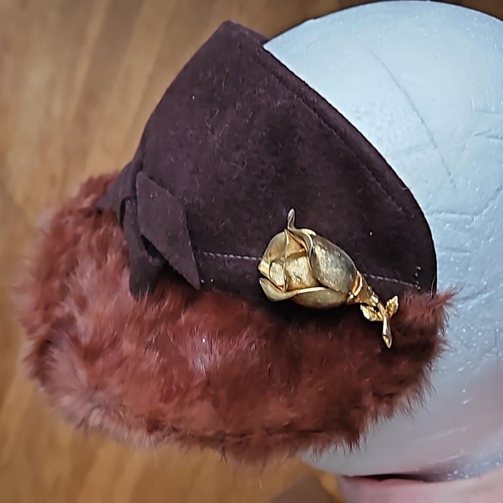 Vintage wool and rabbit visor hat - Picture 3 of 7